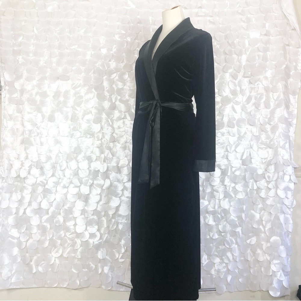 Black Velvet Long Robe with Satin Trim and Belt - Picture 9 of 9